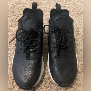 Women’s Nike Huarache